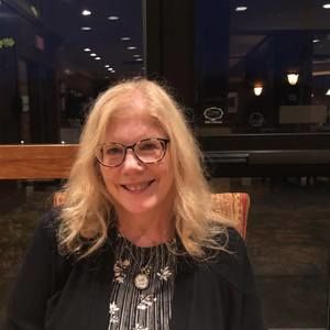 Meet your Posher, Loretta